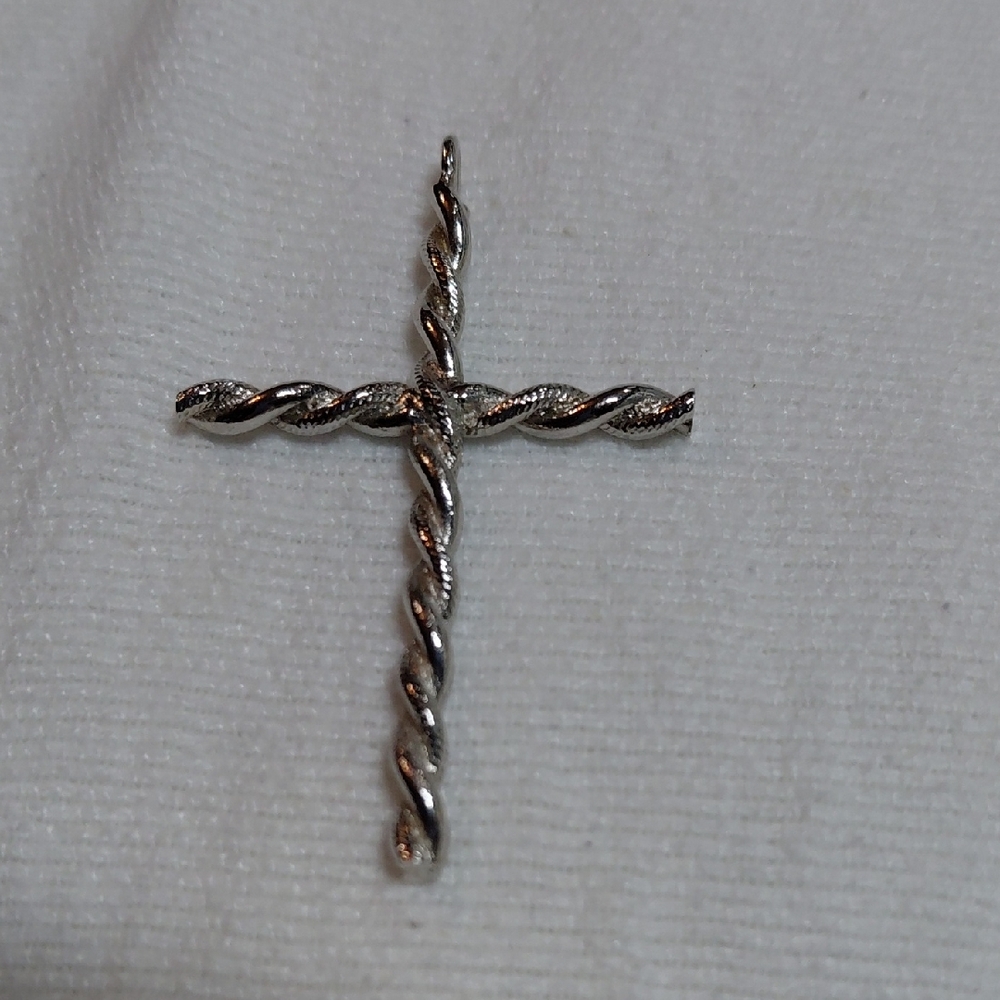 Silver Twisted Cross Pendant